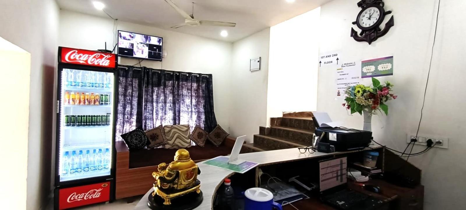 Zora Park Hotel Visakhapatnam Bagian luar foto