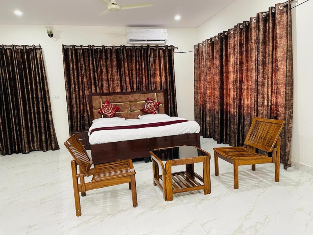 Zora Park Hotel Visakhapatnam Bagian luar foto