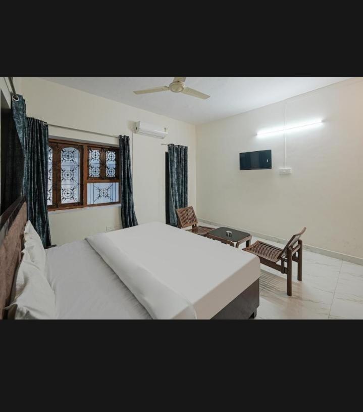 Zora Park Hotel Visakhapatnam Bagian luar foto